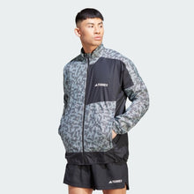 Load image into Gallery viewer, TERREX TRAIL RUNNING WIND JACKET
