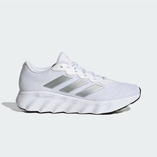 Load image into Gallery viewer, Switch Move Running Shoes

