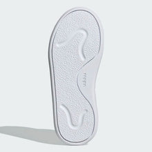 Load image into Gallery viewer, Unisex Courtblock Shoes, White
