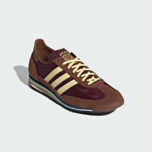 Load image into Gallery viewer, SL72 OG Shoes
