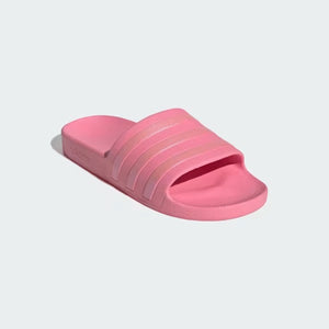 Adilette Aqua Slides