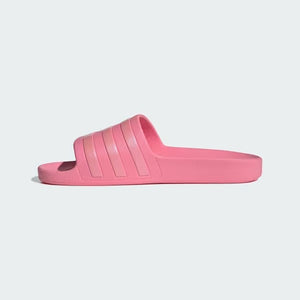 Adilette Aqua Slides