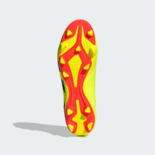 Load image into Gallery viewer, Predator Club Flexible Ground Football Boots
