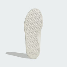 Load image into Gallery viewer, Advantage Base 2.0 Shoes
