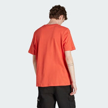 Load image into Gallery viewer, TREFOIL ESSENTIALS T-SHIRT
