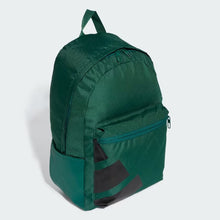 Load image into Gallery viewer, Classic Back-to-School Badge of Sport Backpack
