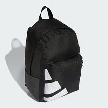 Load image into Gallery viewer, Classic Back-to-School Badge of Sport Backpack
