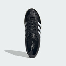 Load image into Gallery viewer, adidas Blanc Shoes
