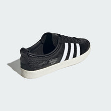 Load image into Gallery viewer, adidas Blanc Shoes
