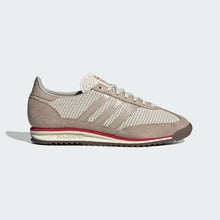 Load image into Gallery viewer, SL 72 OG Shoes
