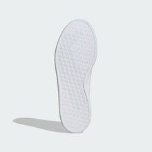 Load image into Gallery viewer, Court Shoes
