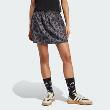 Load image into Gallery viewer, 3-Stripe woven skirt with animal print

