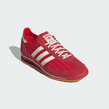 Load image into Gallery viewer, SL 72 OG Shoes
