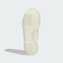 Load image into Gallery viewer, Courtblock Shoes
