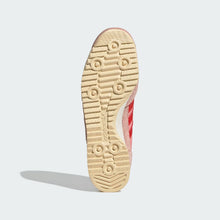 Load image into Gallery viewer, SL 72 OG Shoes
