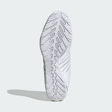 Load image into Gallery viewer, Adi Racer Lo Shoes
