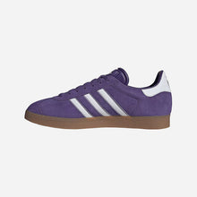 Load image into Gallery viewer, Gazelle Real Madrid Terrace Icons Shoes

