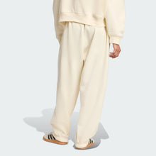 Load image into Gallery viewer, Essentials Linear Jogger Pant Oversized
