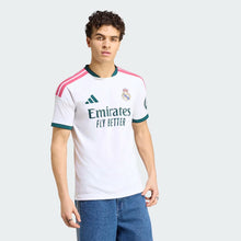 Load image into Gallery viewer, Real Madrid 26/27 Home Jersey
