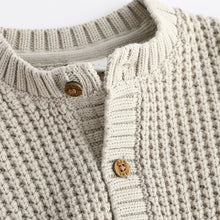 Load image into Gallery viewer, Grey Giraffe 100% Cotton Cardigan (0mths-18mths)
