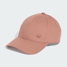 Load image into Gallery viewer, Everyday Icons Cap With Tonal Metal Trefoil

