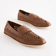 Load image into Gallery viewer, Tan Brown Weave Loafers
