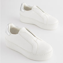 Load image into Gallery viewer, White Chunky Trainers (Older Girls)
