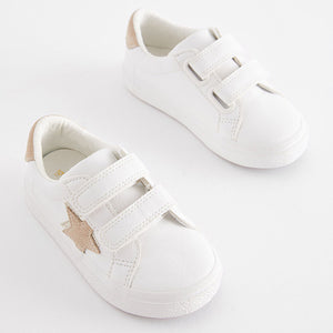 White Standard Fit (F) Star Trainers