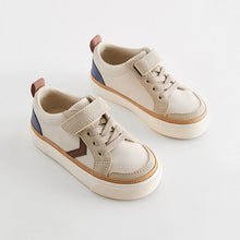 Load image into Gallery viewer, Neutral Beige Standard Fit (F) Touch Fastening Chevron Trainers

