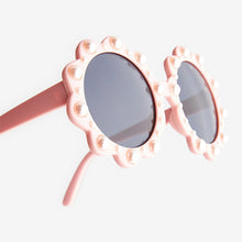 Load image into Gallery viewer, Peach Pink Flower Sunglasses

