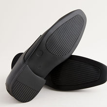 Load image into Gallery viewer, Black Slim Square Embossed Derby Shoes
