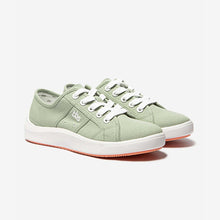 Load image into Gallery viewer, OPIWAVE Women&#39;s Tennis Shoes In Light Green Canvas
