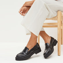 Load image into Gallery viewer, Black Forever Comfort® Chunky Loafers
