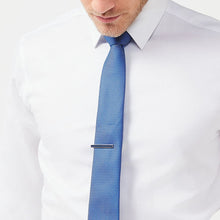 Load image into Gallery viewer, Cornflower Blue Slim Textured Tie And Clip
