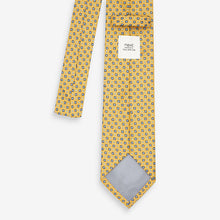 Load image into Gallery viewer, Yellow Geometric Spot Pattern Tie
