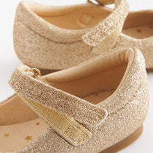 Load image into Gallery viewer, Gold Glitter Mary Jane Shoes (Younger Girls)

