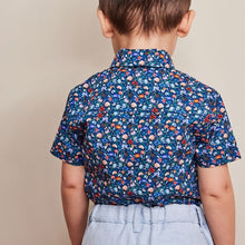 Load image into Gallery viewer, Navy Blue Ditsy Floral Short Sleeve Shirt &amp; Bow Tie Set (3mths-6yrs)
