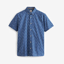 Load image into Gallery viewer, Blue/White Geo Printed Short Sleeve Shirt
