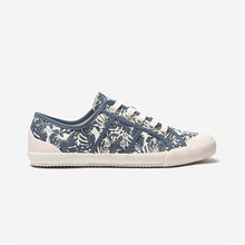 Load image into Gallery viewer, OPIACE Women&#39;s Sneakers In Navy Canvas
