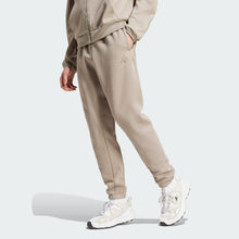 Load image into Gallery viewer, Future Icons Small Logo Pants
