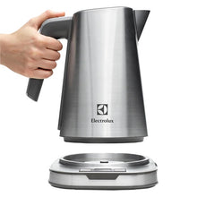 Load image into Gallery viewer, ELECTROLUX 1.7L CORDLESS STAINLESS STEEL SMART KETTLE EEWA7800
