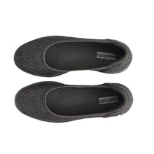 Load image into Gallery viewer, Skechers Womens On-The-Go Dreamy On-The-Go Womens Shoes
