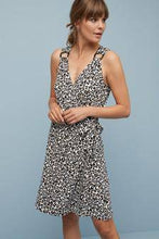 Load image into Gallery viewer, CB HRDWR DRS ANIMAL 6 DRESSES - Allsport
