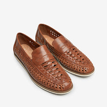 Load image into Gallery viewer, 155148 TAN PU WEAVE LOAFER 7 EU 41 LOAFER &amp; DRI - Allsport
