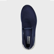 Load image into Gallery viewer, Skechers Men 6 GOwalk Shoes
