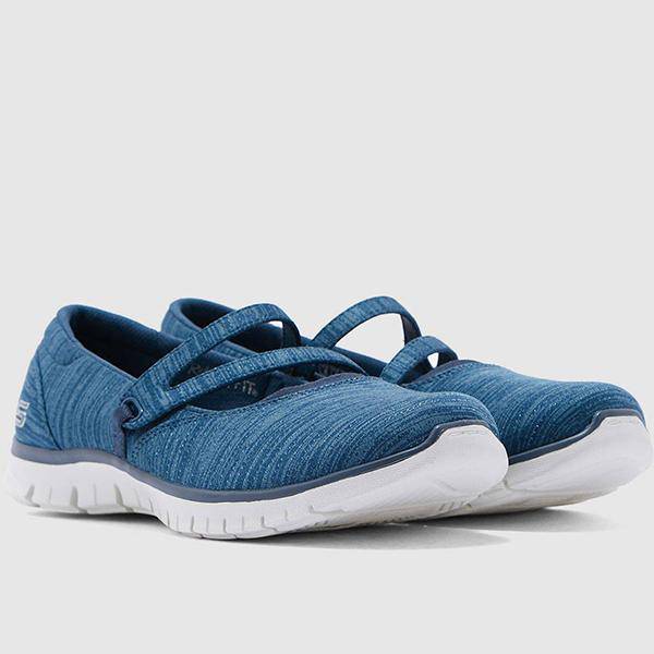 Skechers flex hotsell renew relaxed fit