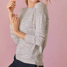 Load image into Gallery viewer, 320633 WRAP BK JUM GREY 14 SWEATERS - Allsport
