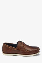Load image into Gallery viewer, Tan Plain Boat Shoes - Allsport
