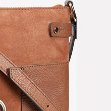 Load image into Gallery viewer, Tan Leather Messenger Bag - Allsport
