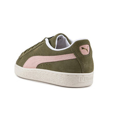 Load image into Gallery viewer, Suede Classic XXI Men Trainers
